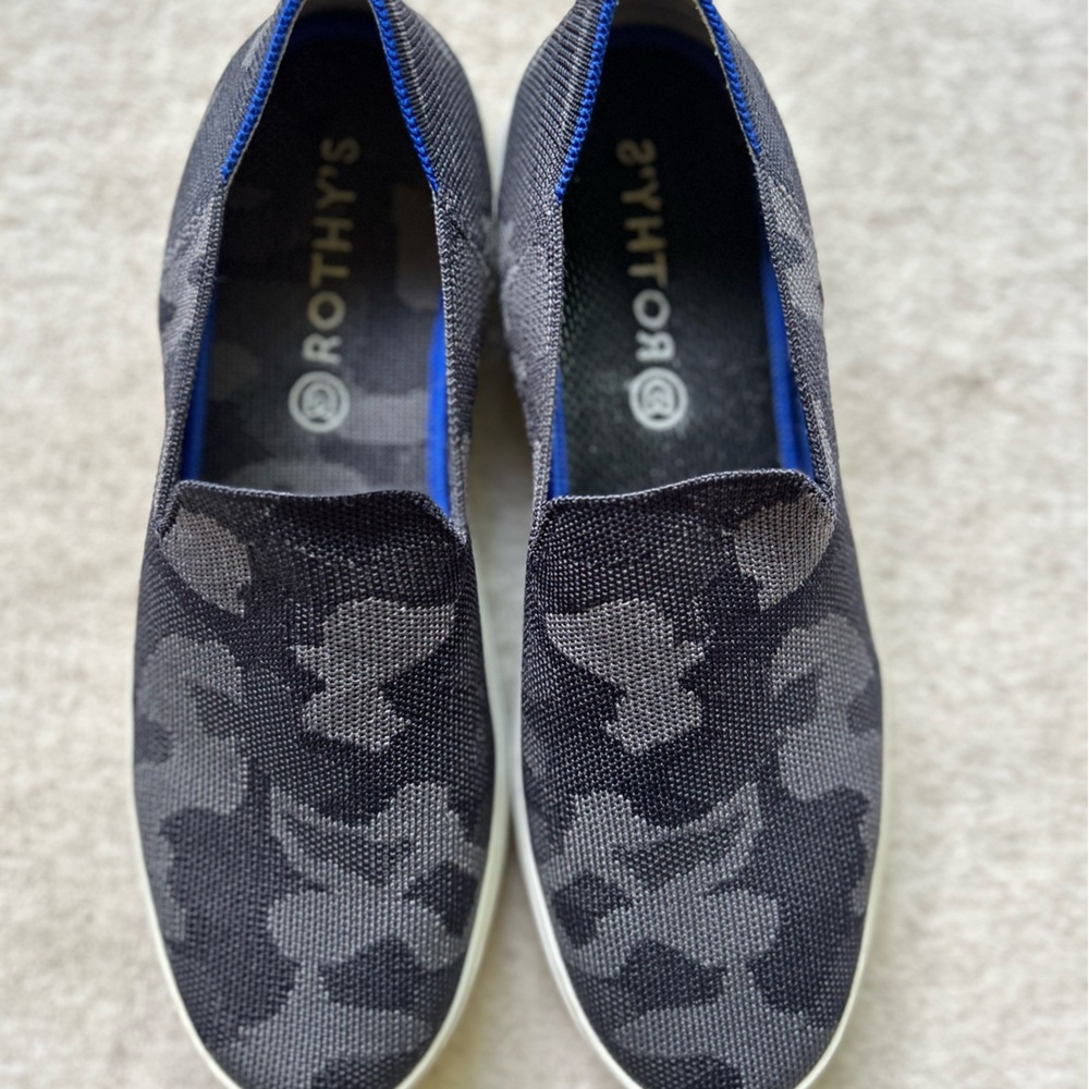 Women’s size 10.5 Rothys camo loafers barely worn
